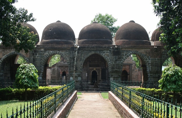 Zafar Khan Ghazi Mosque and Dargah