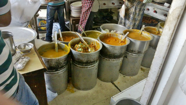 standard's punjabi khana