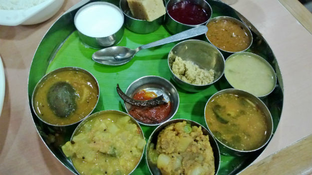 thali at sarvana bhawan delhi