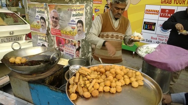 moong dal vada lajpat nagar