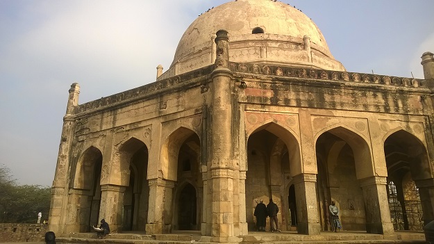 adham khan's tomb mehrauli