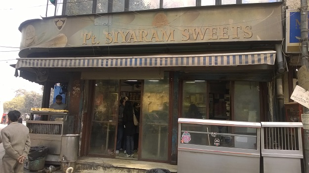 siyaram sweets