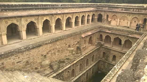 Rajon ki baoli