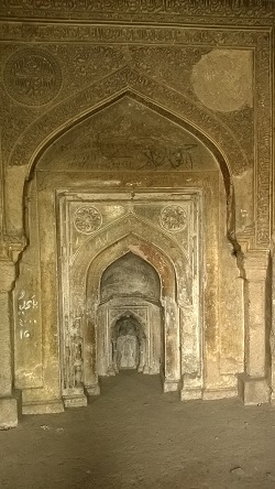 mehrauli mosque