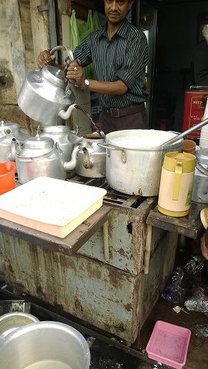 shukla tea store hazratganj