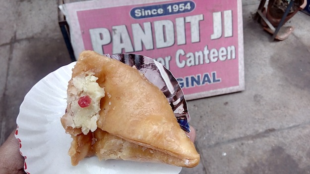 gwyer hall canteen meetha samosa