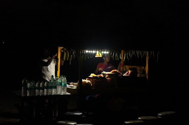 chaat on mahabalipuram beach