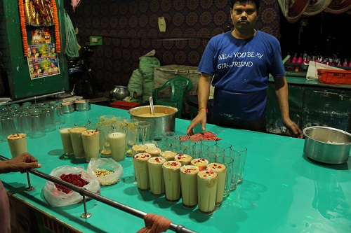 lingaraj lassi stall bhubaneswar