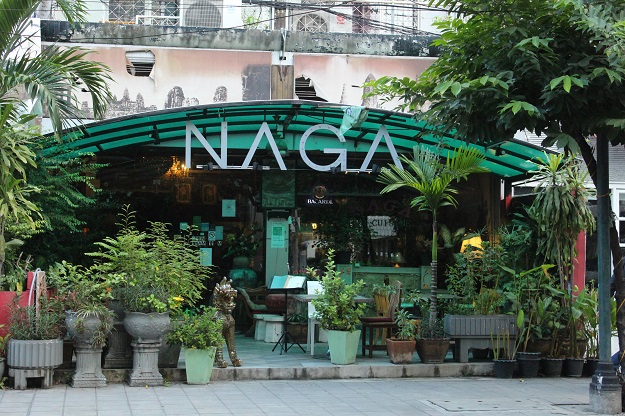 naga cafe sathorn